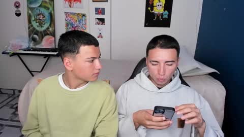 Snapshot of sweet_boys_xx chatting on 12.12.24 CristianBrayan PVT OPEN online show from 12.12.24