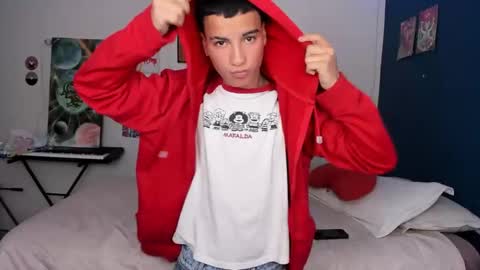 Snapshot of sweet_boys_xx chatting on 12.14.24 CristianBrayan PVT OPEN online show from 12.14.24