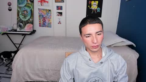 Snapshot of sweet_boys_xx chatting on 12.21.24 CristianBrayan PVT OPEN online show from 12.21.24