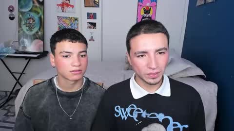 Snapshot of sweet_boys_xx chatting on 01.08.25 CristianBrayan PVT OPEN online show from 01.08.25