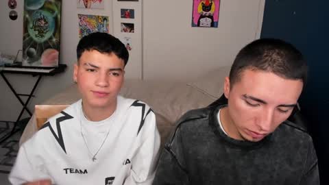 Snapshot of sweet_boys_xx chatting on 01.21.25 CristianBrayan PVT OPEN online show from 01.21.25