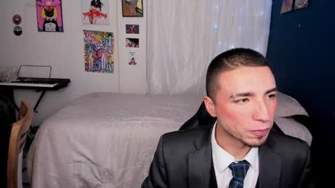 Snapshot of sweet_boys_xx chatting on 02.22.25 CristianBrayan PVT OPEN online show from 02.22.25