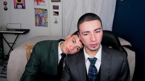 Snapshot of sweet_boys_xx chatting on 02.25.25 CristianBrayan PVT OPEN online show from 02.25.25