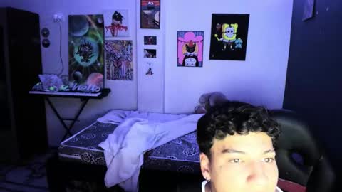 Snapshot of sweet_boys_xx chatting on 09.10.25 CristianBrayan PVT OPEN online show from 09.10.25