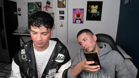 Snapshot of sweet_boys_xx chatting on 09.13.25 CristianBrayan PVT OPEN online show from 09.13.25