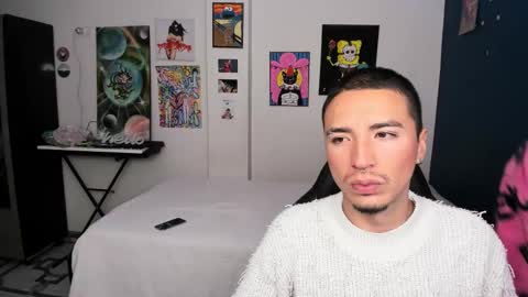 Snapshot of sweet_boys_xx chatting on 09.22.25 CristianBrayan PVT OPEN online show from 09.22.25