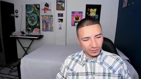 Snapshot of sweet_boys_xx chatting on 09.26.25 CristianBrayan PVT OPEN online show from 09.26.25