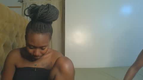 Camila online show from 11.10.25