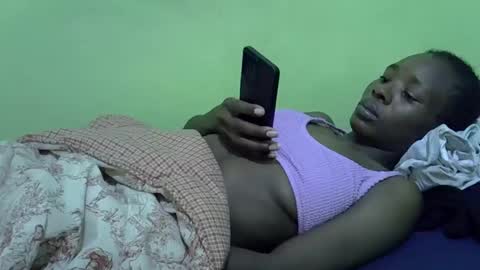 sweet_candie01 online show from 12.21.25