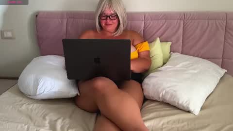 Caroline online show from 07.26.26