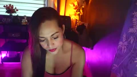 Snapshot of sweet_charmel chatting on 05.10.26 sweet_charmel online show from 05.10.26