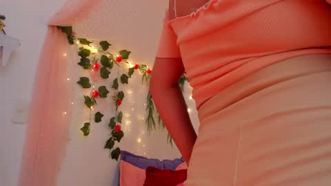 Snapshot of sweet_chloe6 chatting on 12.18.24 Chloe online show from 12.18.24