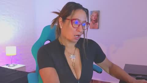 Sweet Evans online show from 02.04.26