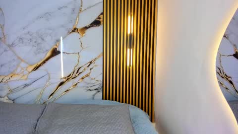 sweet_flame_ online show from 09.22.25