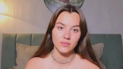 Snapshot of sweet_haeven chatting on 06.21.26 Im Mia.LOVELY PATTERNS 100 120 160 200 my toy buzzes from 2 tip online show from 06.21.26
