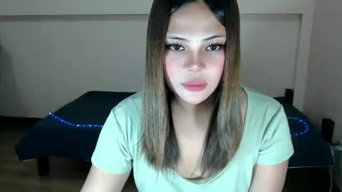 sophia daisy  online show from 02.10.25
