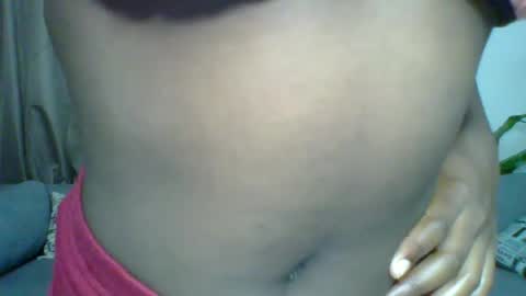 Snapshot of sweet_jenica chatting on 06.25.26 ESTHER NEEMA online show from 06.25.26