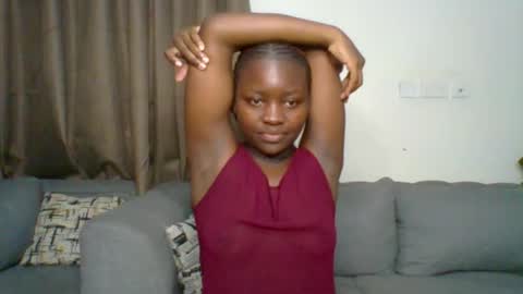 Snapshot of sweet_jenica chatting on 07.10.26 ESTHER NEEMA online show from 07.10.26