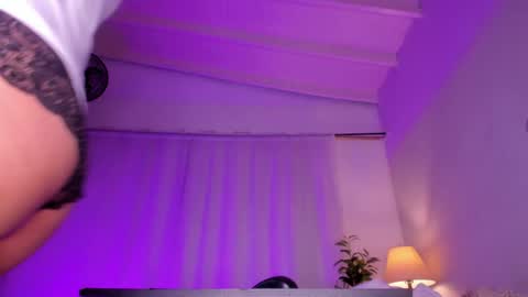 Snapshot of sweet_kahia chatting on 12.26.24 Diana online show from 12.26.24