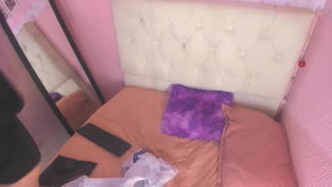 Snapshot of sweet_katty23 chatting on 10.07.25 katty online show from 10.07.25