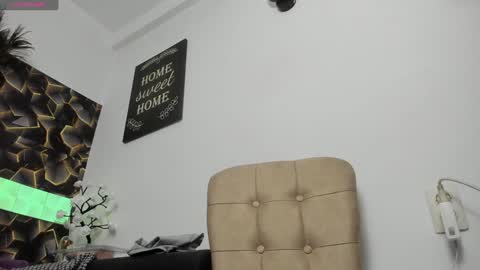 Alesy online show from 12.14.24