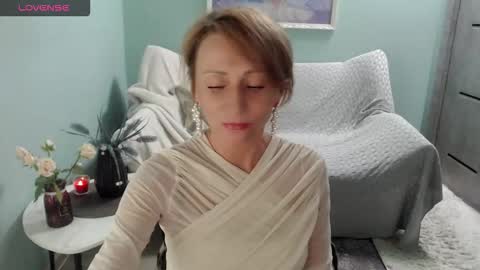 Helen online show from 09.10.25