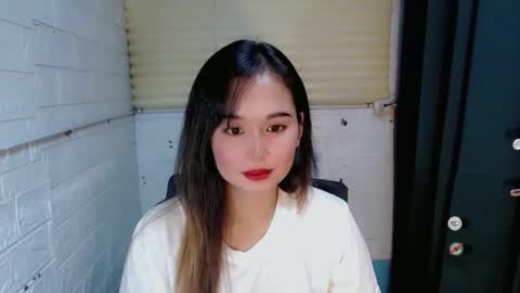 Snapshot of sweet_laika chatting on 02.03.25 LAIKA online show from 02.03.25
