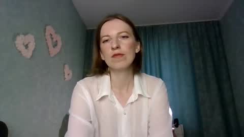 sweet_lilbunny online show from 09.10.25