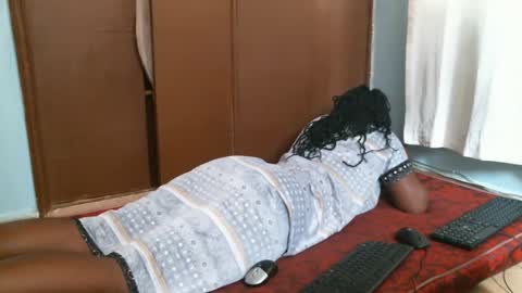 Snapshot of sweet_lilianah chatting on 12.20.24 sweet_lilianah online show from 12.20.24