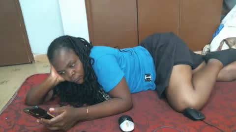 Snapshot of sweet_lilianah chatting on 12.22.24 sweet_lilianah online show from 12.22.24