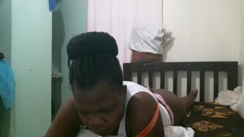 Snapshot of sweet_lilianah chatting on 02.19.25 sweet_lilianah online show from 02.19.25