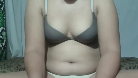 Snapshot of sweet_lily0613 chatting on 03.03.25 sweet_lily0613 online show from 03.03.25