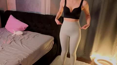 Lana online show from 04.21.26