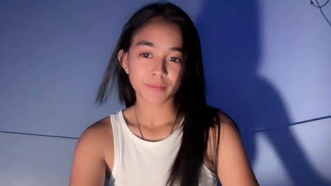 Snapshot of sweet_megan0 chatting on 11.10.25 Megan online show from 11.10.25