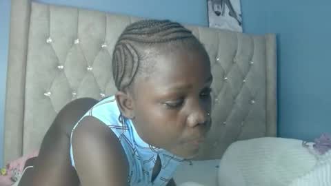 sweet_melodiyy online show from 11.03.25