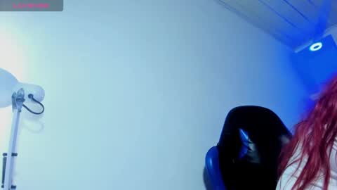 Snapshot of sweet_melody_xx chatting on 09.24.25 MELODY online show from 09.24.25