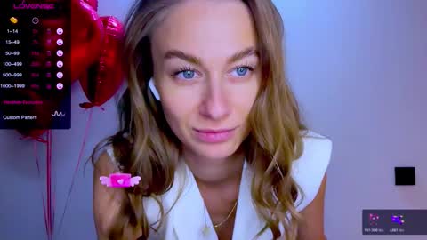 Mia online show from 02.14.26