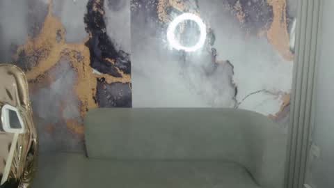 Live 300pm 900pm COLOMBIAN HOUR online show from 03.06.25