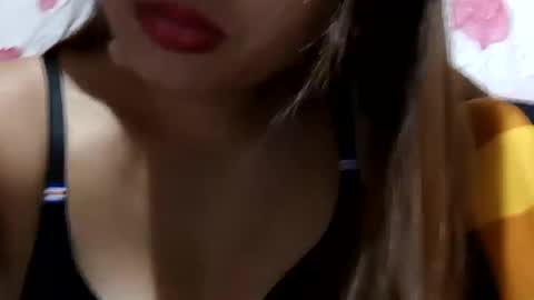 Snapshot of sweet_nina4uxx chatting on 12.28.24 Nina online show from 12.28.24