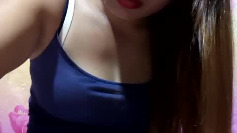 Snapshot of sweet_nina4uxx chatting on 01.22.25 Nina online show from 01.22.25