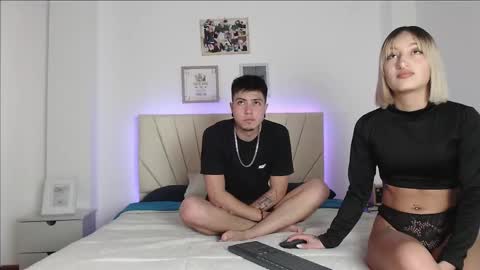 sweet_paradisex5 online show from 10.02.25