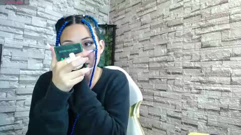  LAUREN  online show from 03.07.25