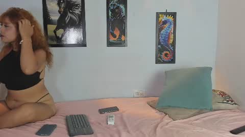 Snapshot of sweet_rose72 chatting on 06.21.26 sweet_rose72 online show from 06.21.26