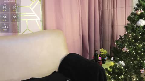 Snapshot of sweet_sammy_7 chatting on 12.17.24 Sammy Lauren online show from 12.17.24