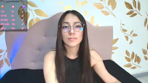 Snapshot of sweet_sammy_7 chatting on 02.11.25 Sammy Lauren online show from 02.11.25