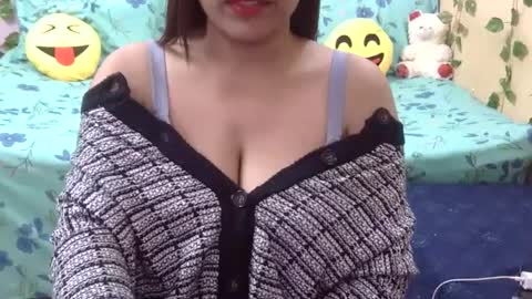 sweet_shivani online show from 12.04.24
