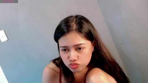 Leah online show from 01.06.25