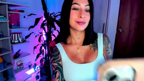 sophie leone online show from 10.19.25