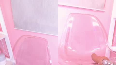 Snapshot of sweet_susie_ chatting on 10.28.25 SUSIE online show from 10.28.25