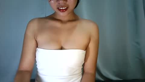 sweet_thea19 online show from 10.20.25